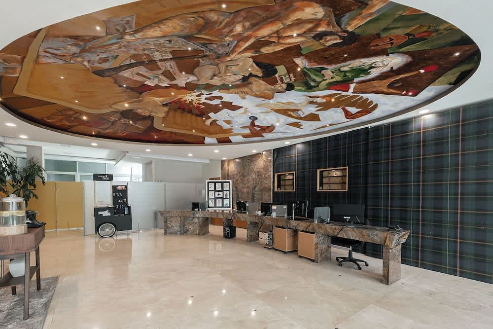 The Sapphire Room 2