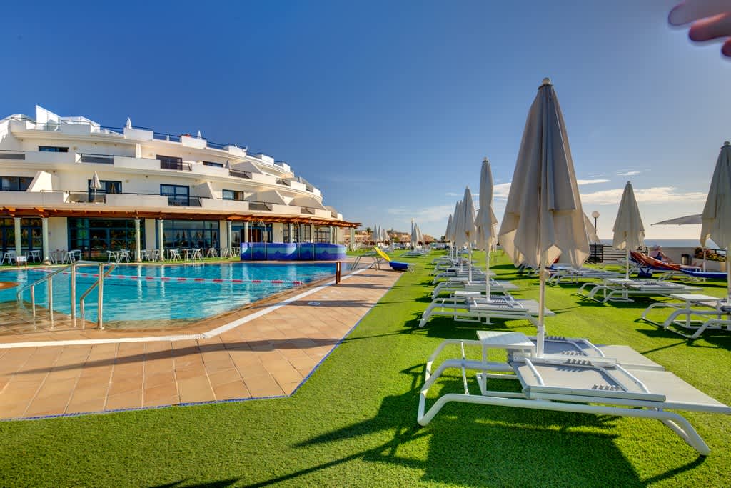 SBH Crystal Beach Hôtel et Suites 2