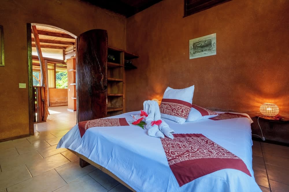 Vanira Lodge 1