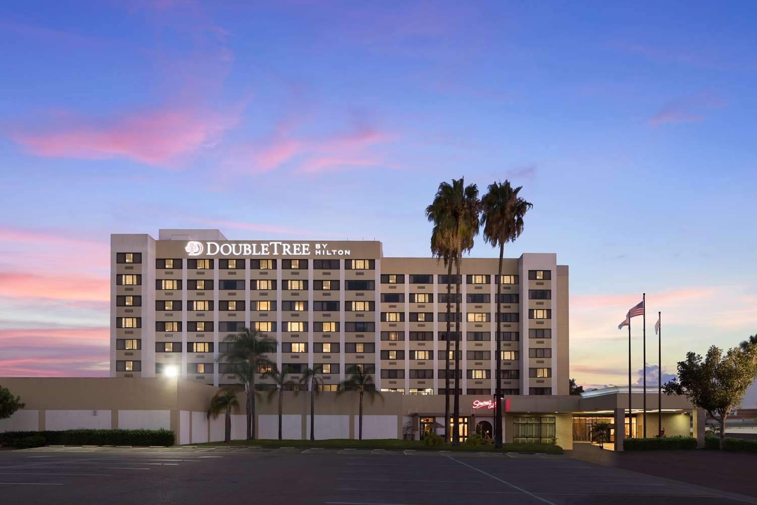 DoubleTree by Hilton Los Angeles - Norwalk 1