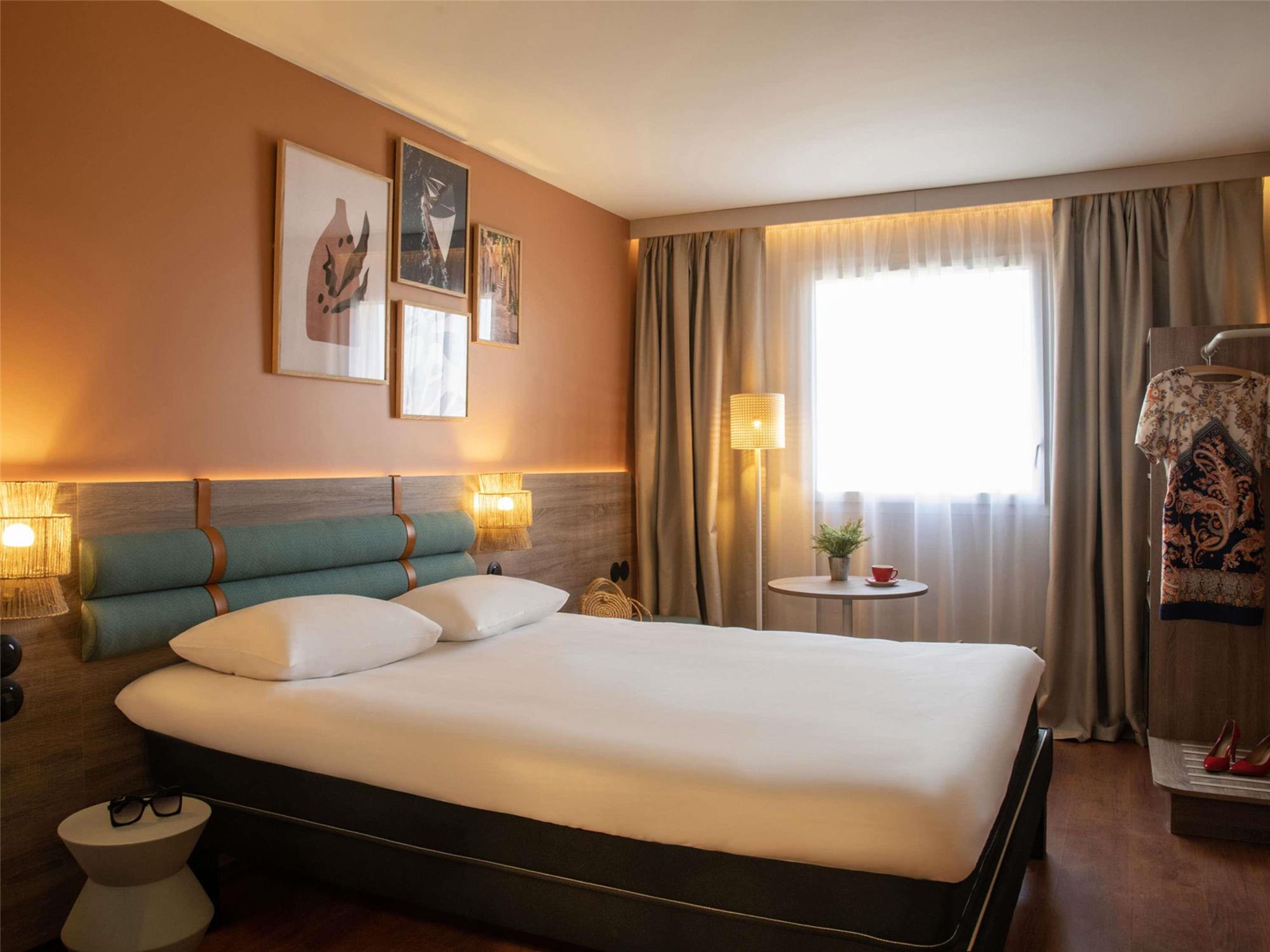 ibis Golfe de Saint-Tropez 1