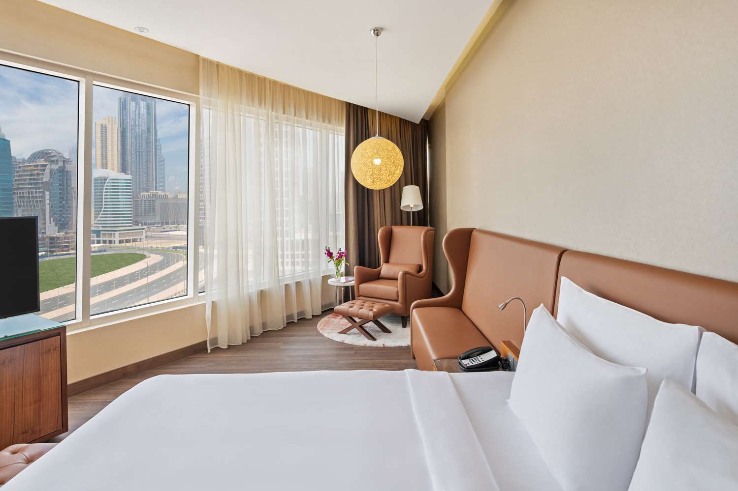 Radisson Blu Hotel, Dubai Canal View 2