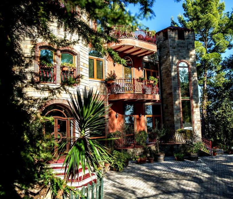 HOTEL CASTLE PARK 1