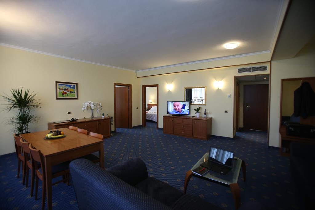 Hotel Continental 2