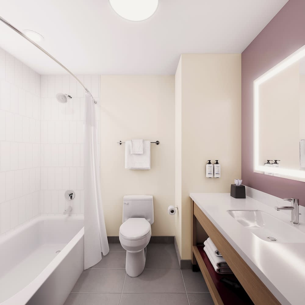Garner Hotel Totowa by IHG 2