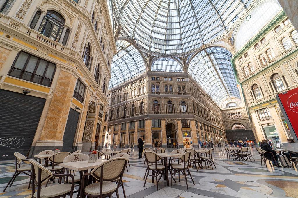 P.C. Boutique H. Vesuvius, Napoli Centro, by ClaPa Group 2