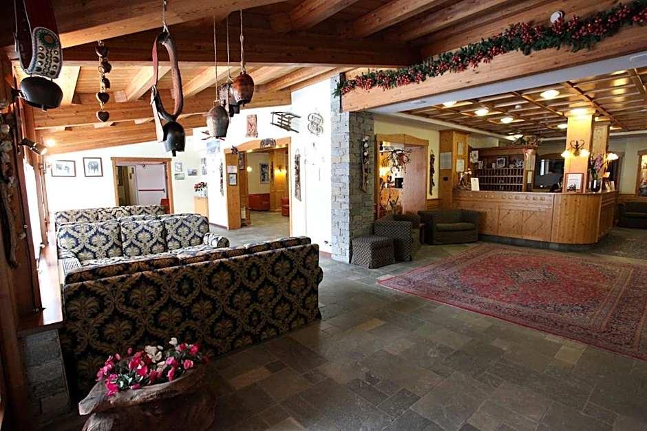 Hotel Alpechiara 2