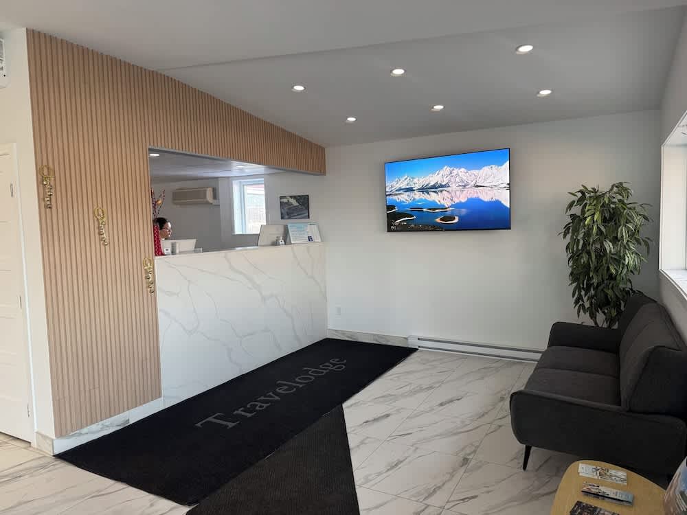Travelodge by Wyndham Drummondville 1
