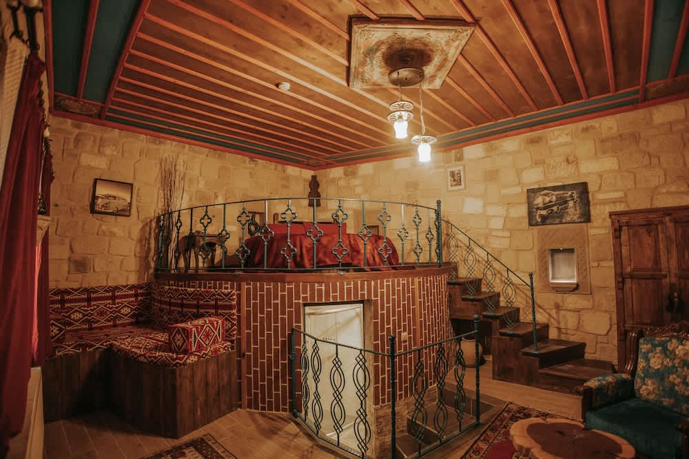 Vintage Cave House Hotel 1