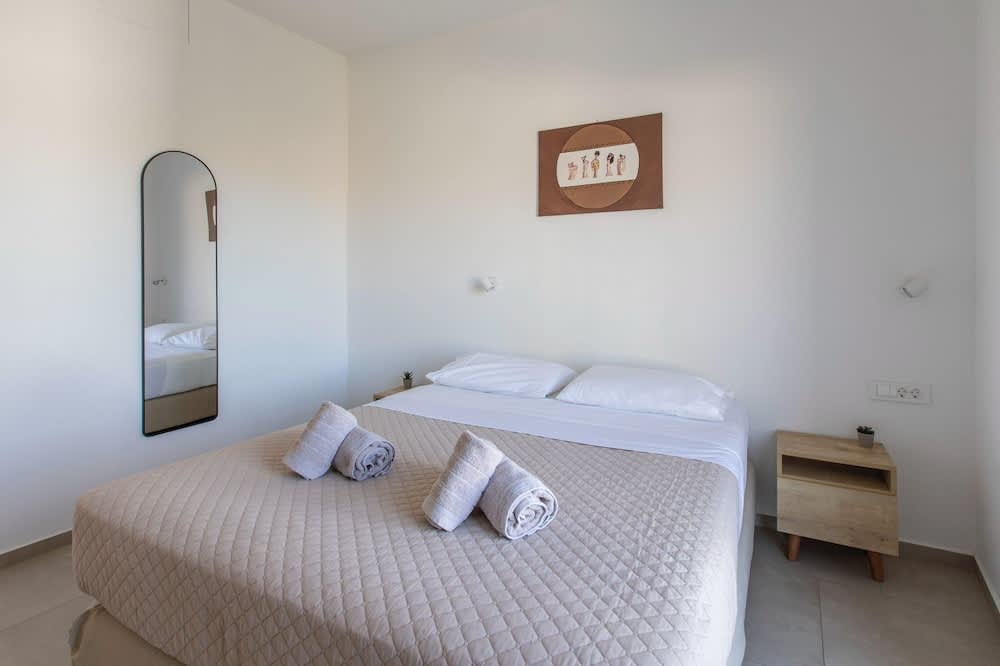 Oxalis Mykonos Apartments 2