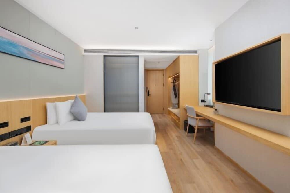Tianping Hotel Shanghai Xujiahui（Wukang Road） 1