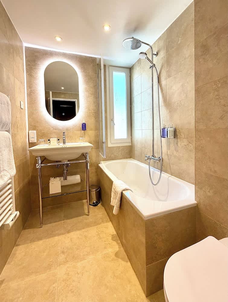 Hôtel Pergolèse Paris Champs Elysées 1