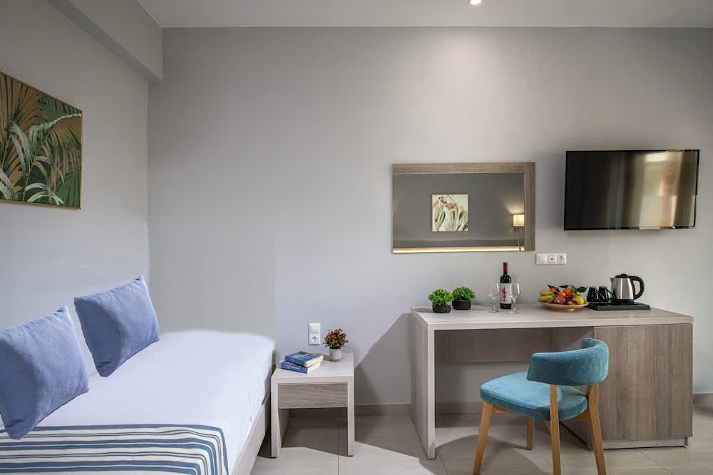 Saint George Gournes Bay "by Checkin" Adults Only 2