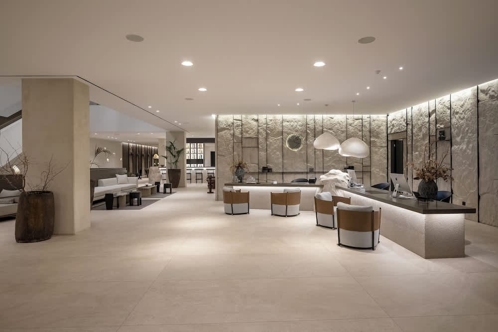 Aeonic Suites and Spa 2