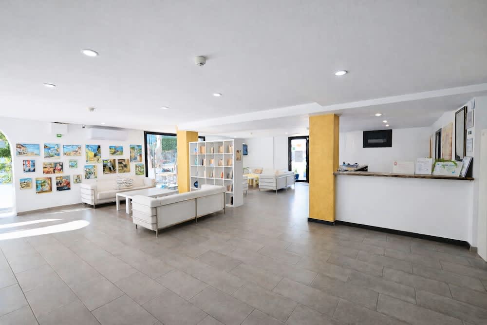 Adia Hotel Cunit Playa 2