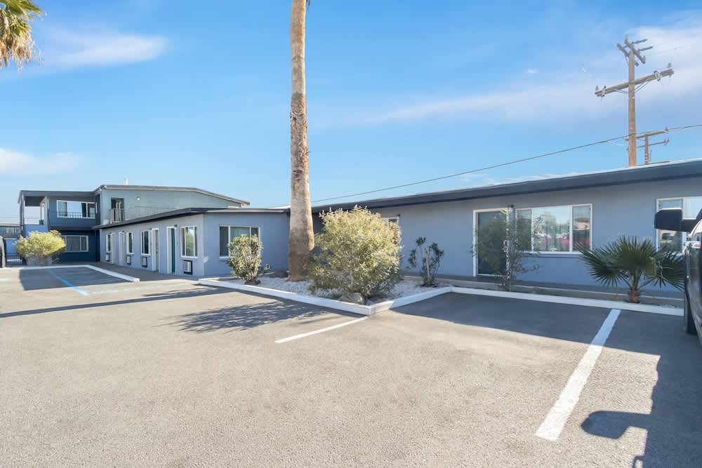 Suburban Studios Ridgecrest near China Lake Naval Station 1