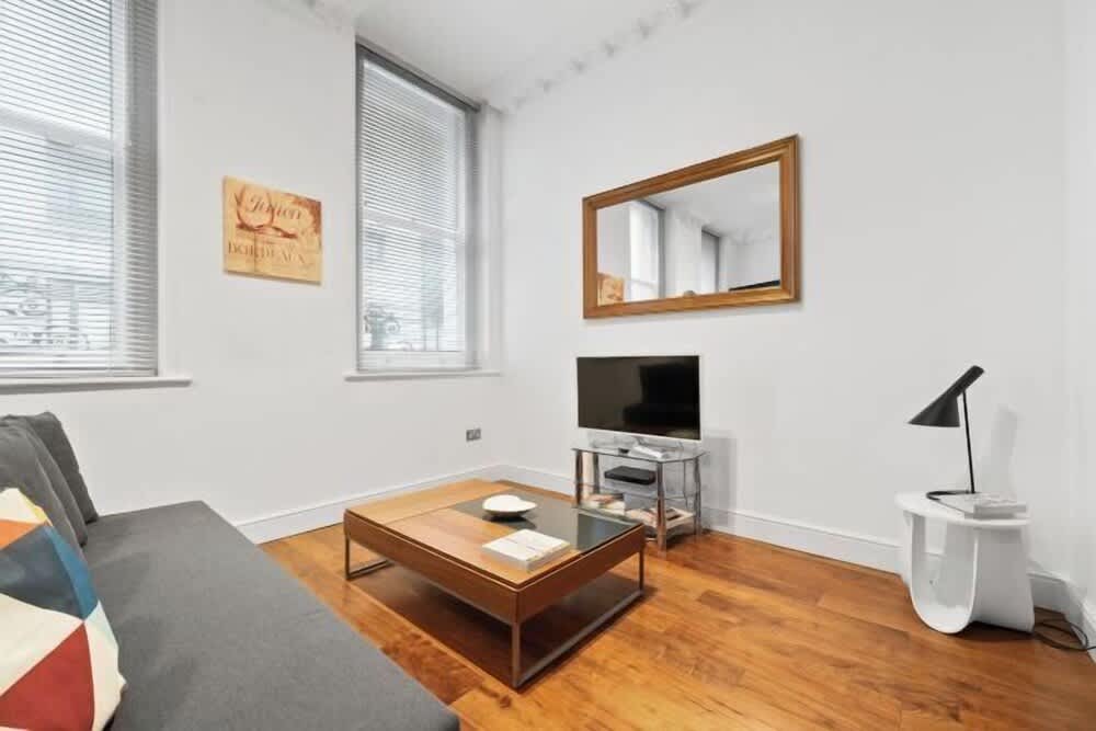Apartment 2, 48 Bishopsgate by City Living London 1