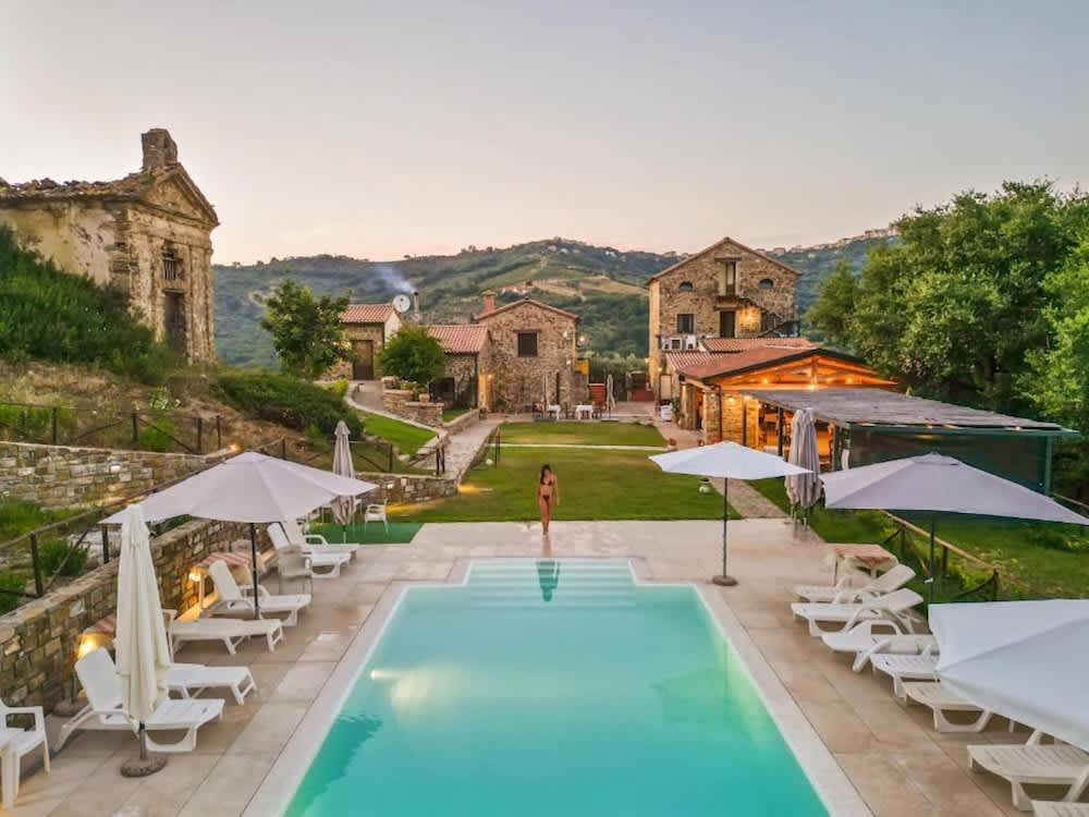 Le Querce Farmhouse 1
