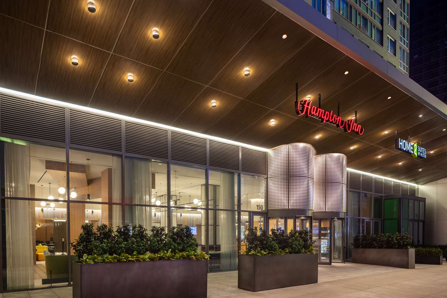 Hampton Inn by Hilton New York Times Square 2