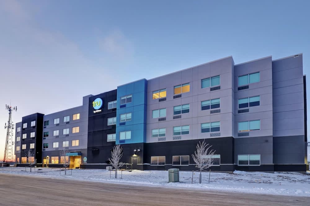 Tru By Hilton Edmonton Windermere 1