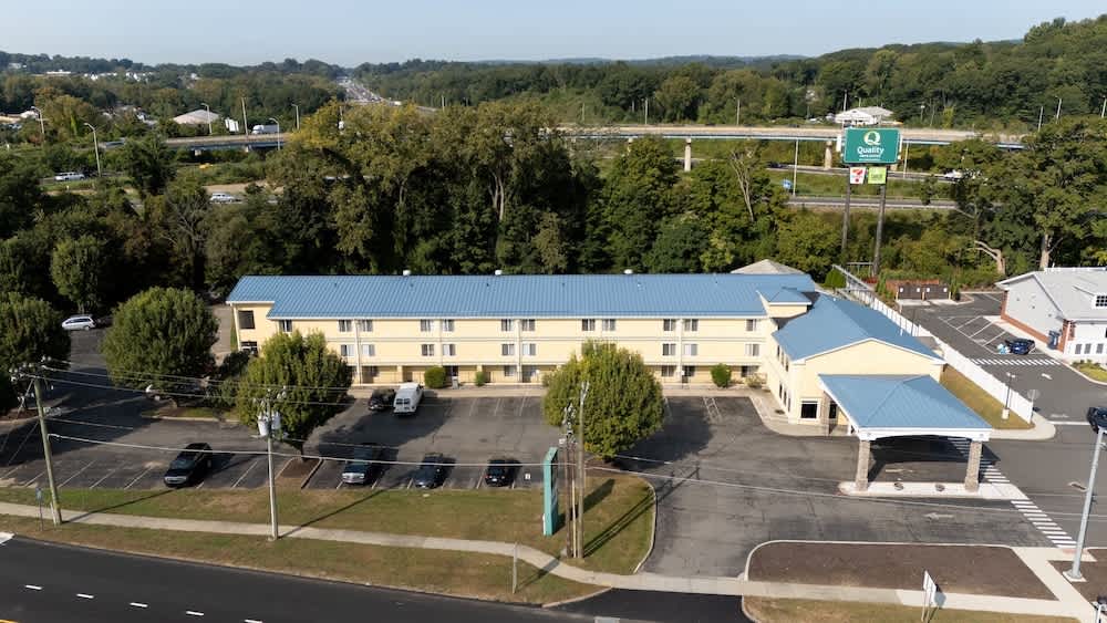 Quality Inn & Suites Danbury near University 1