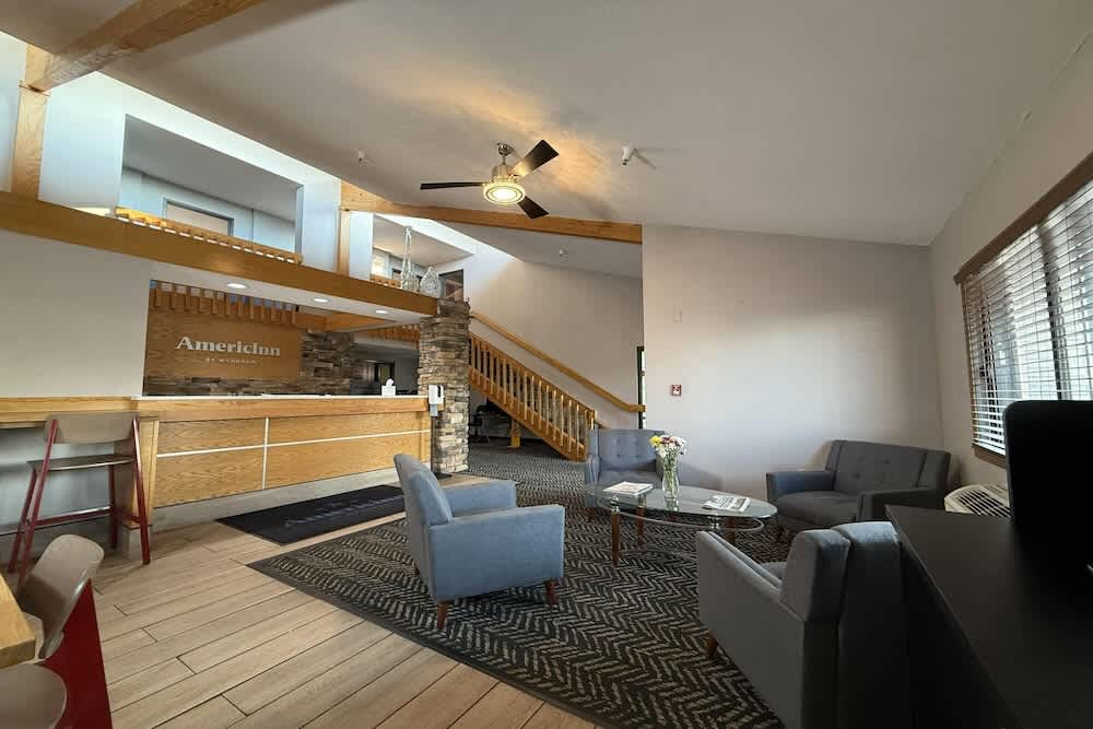 AmericInn by Wyndham Sioux Falls 1