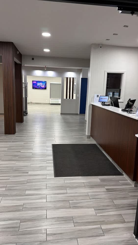 Halsted Inn and Suites Harvey - Chicago Southland 2
