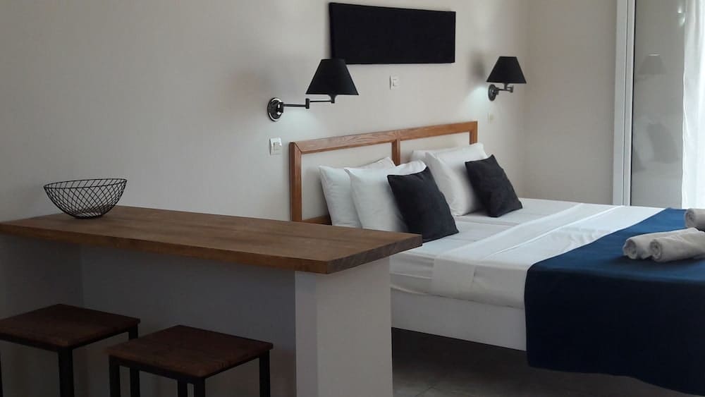 Toni s Guesthouse 2