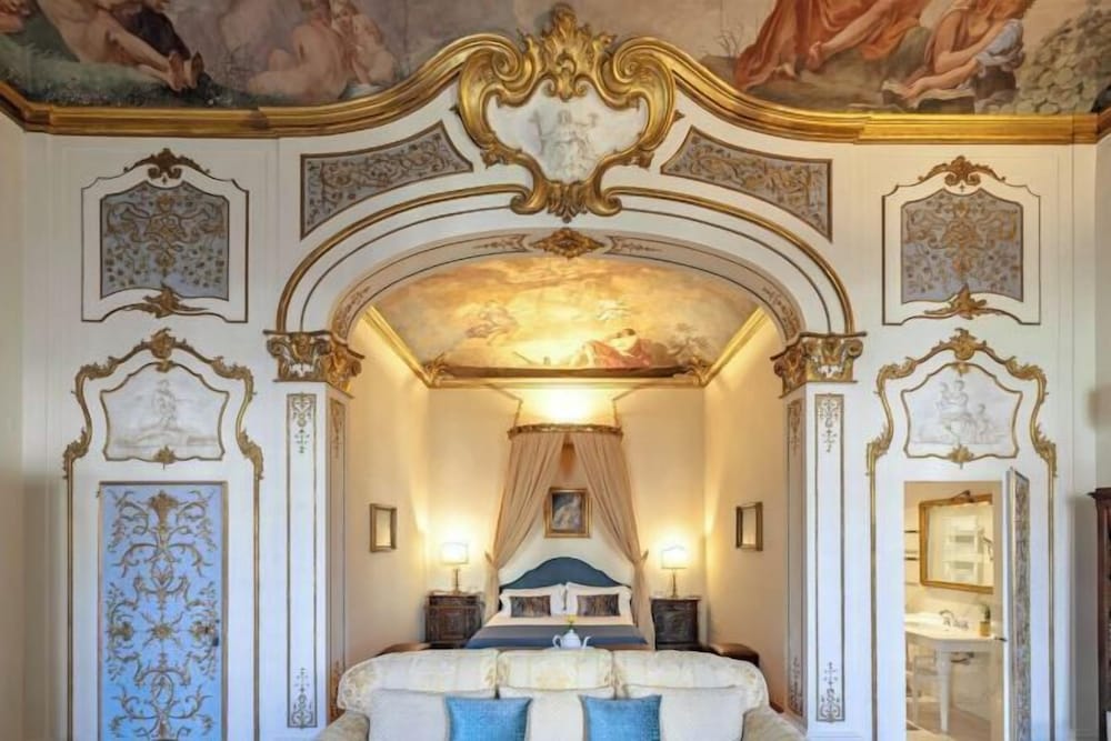 Palazzo Aldobrandini - Prestigious Historic Residence 1