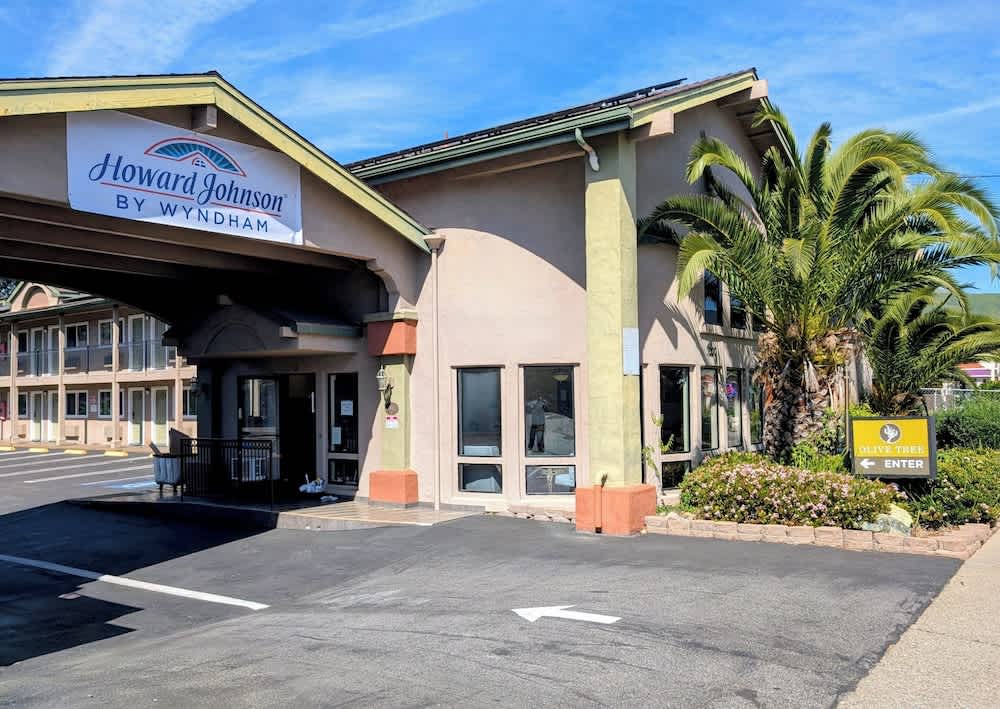 Olive Tree Inn & Suites, a Howard Johnson by Wyndham 1