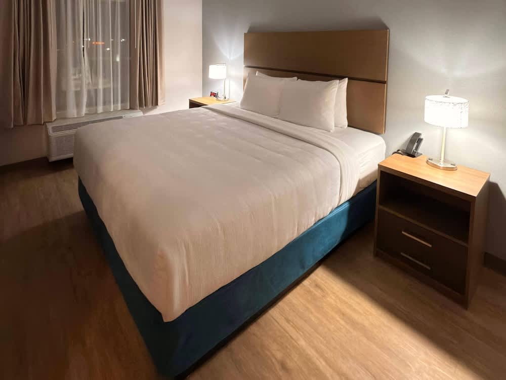 Mainstay Suites - Oklahoma City Airport 1