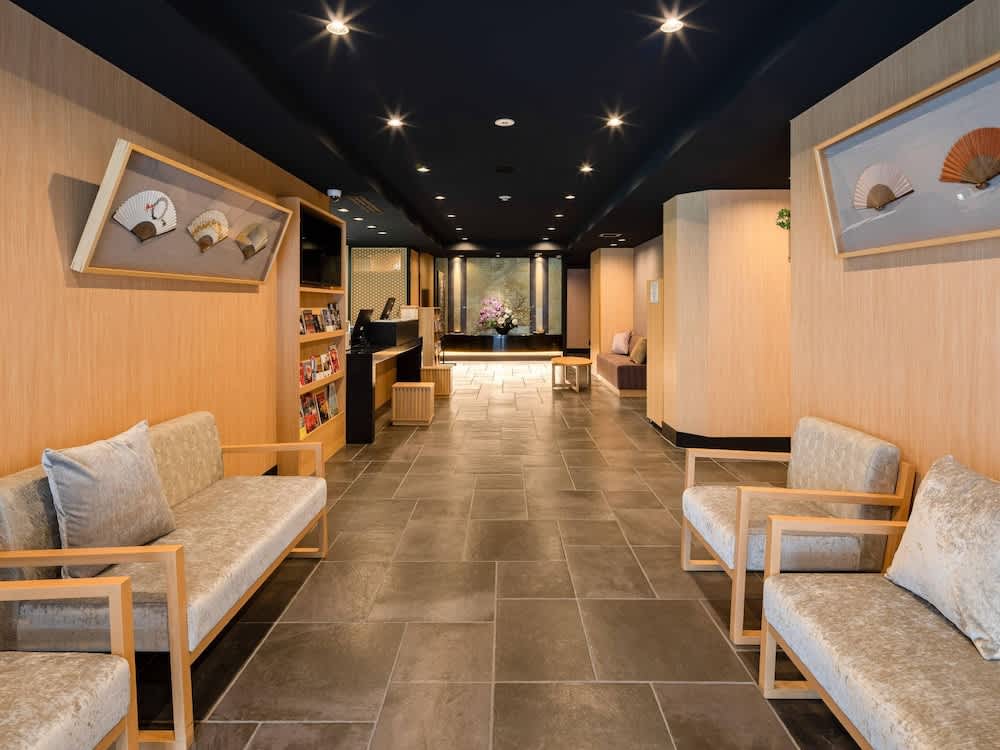 Comfort Inn Kyoto Shijokarasuma 2