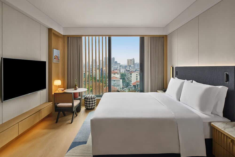 Xi Zhe Wuxi, Curio Collection By Hilton 2