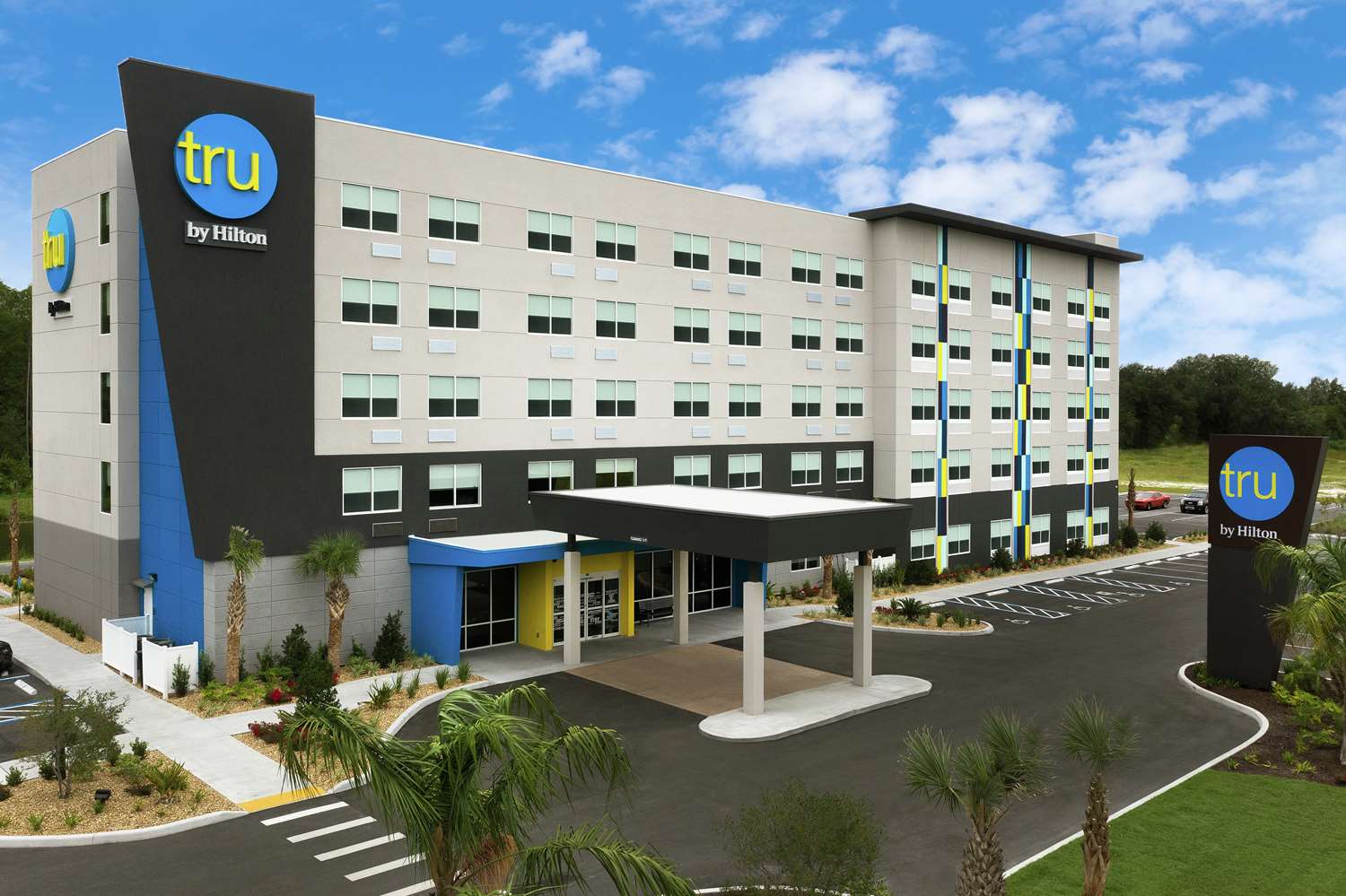 Tru By Hilton Lake City 1