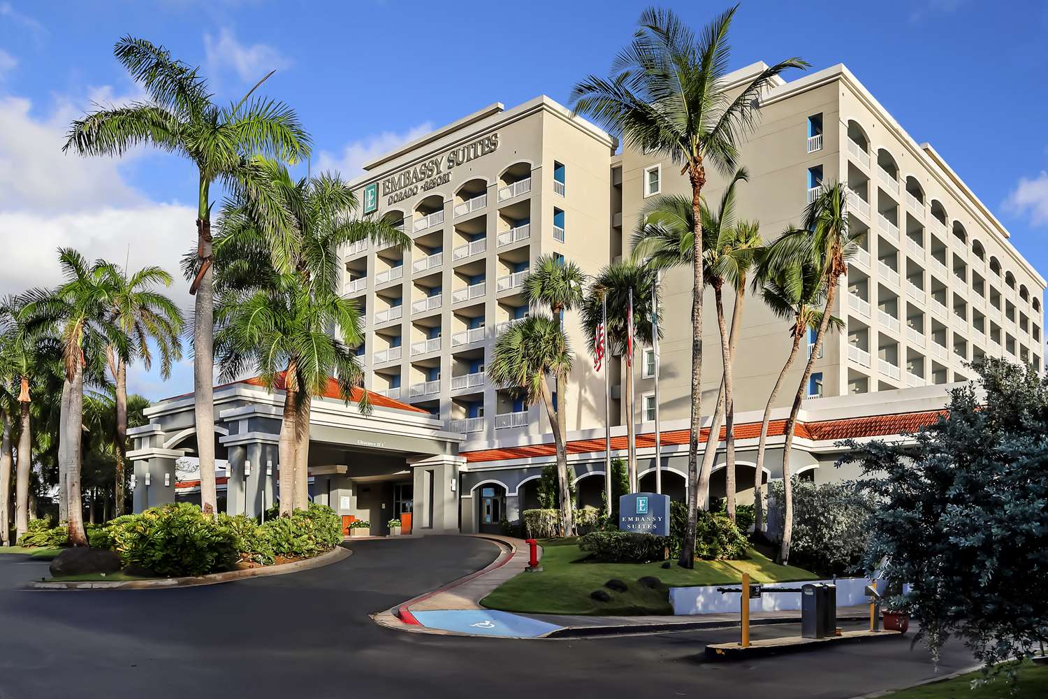 Embassy Suites by Hilton Dorado del Mar Beach Resort 1