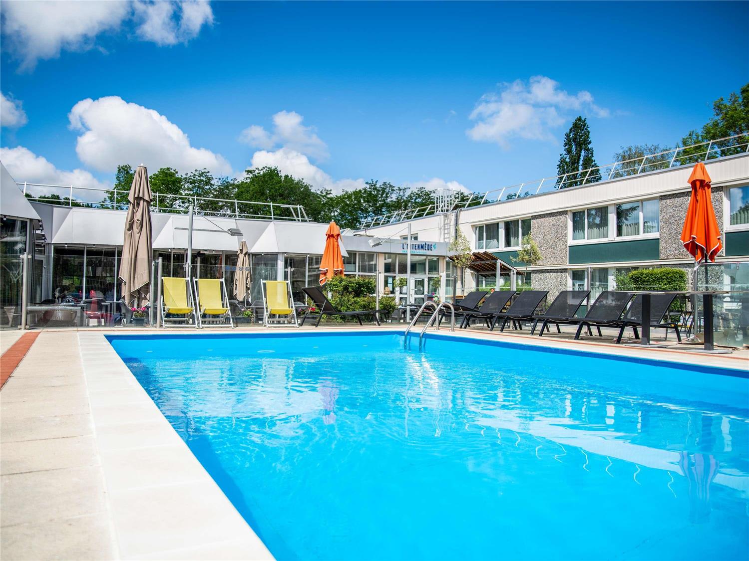 Hotel Novotel Evry Courcouronnes 1