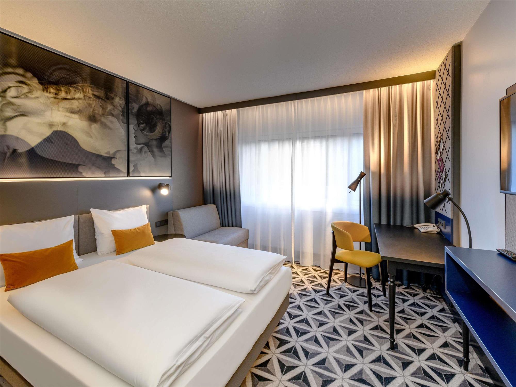 Mercure Hotel Freiburg am Münster 1