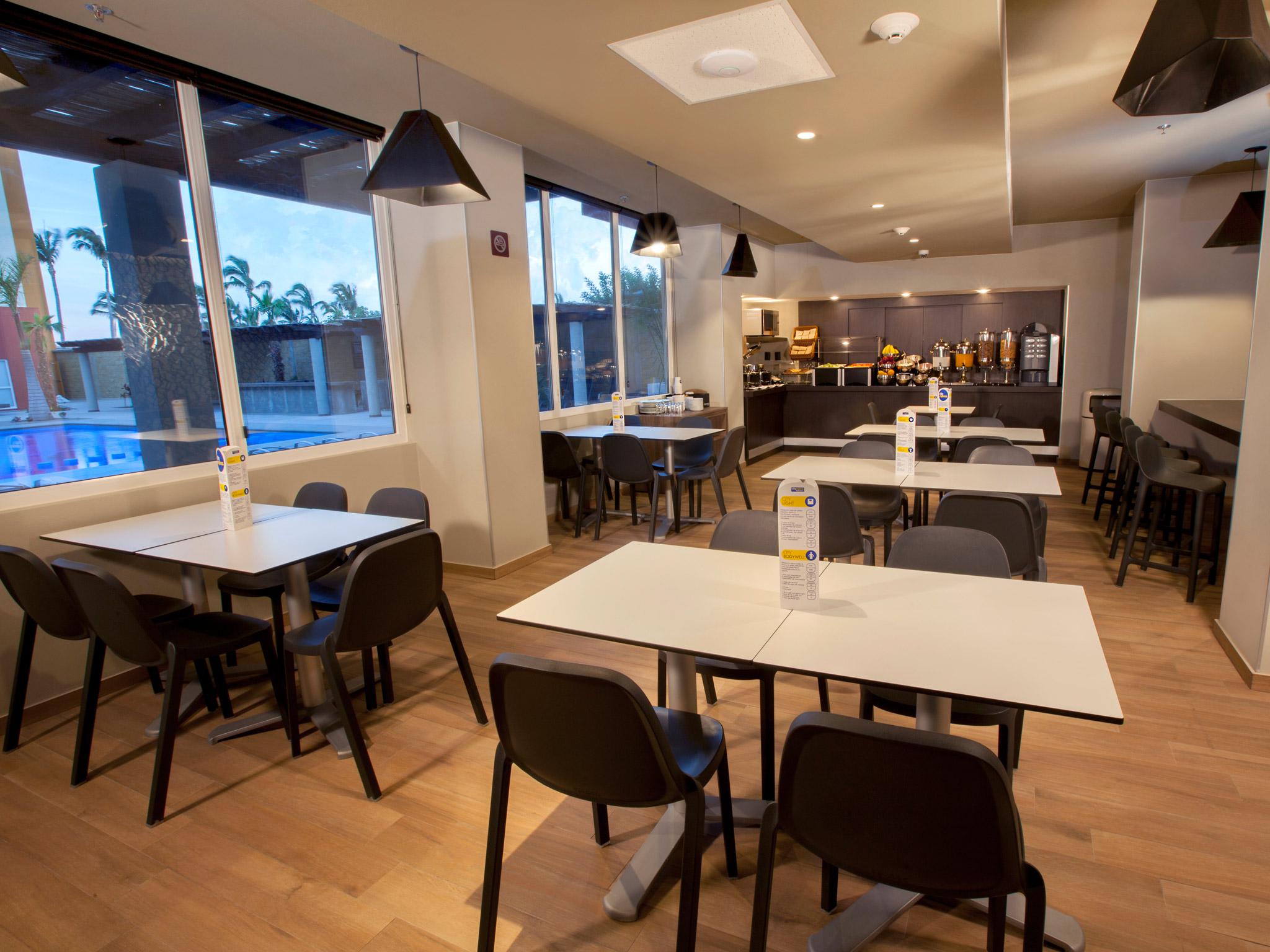 City Suites by Marriott Cabo San Lucas 2