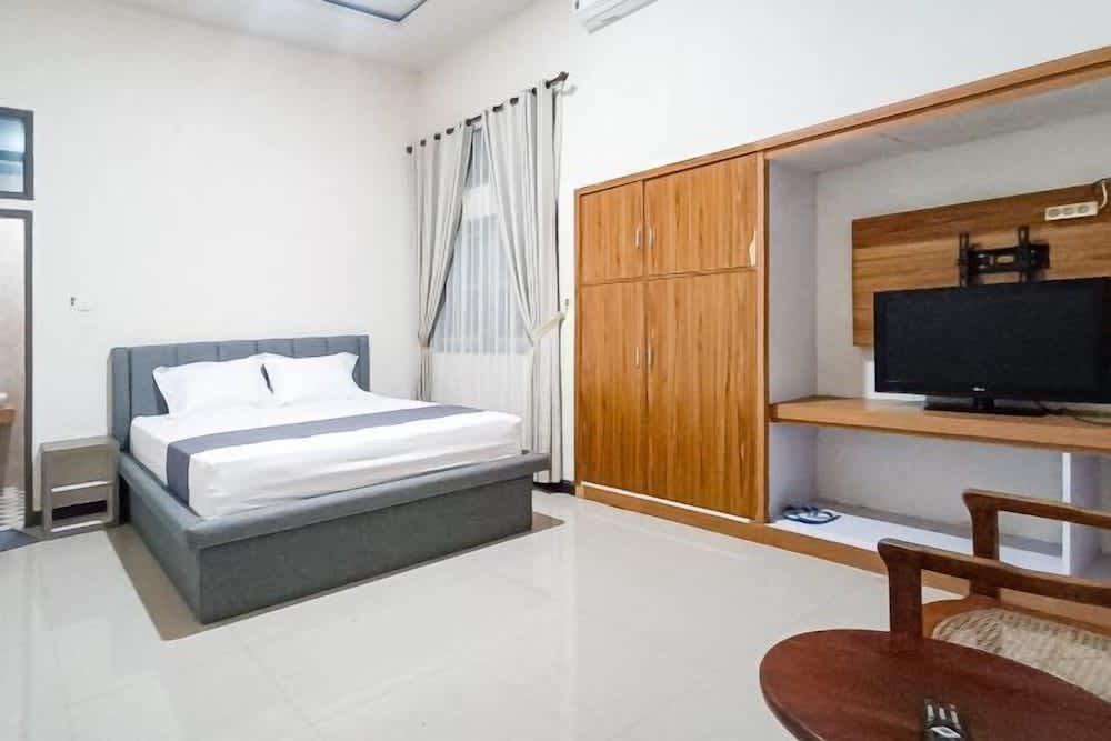 RedDoorz at RRR Guesthouse Mataram 1