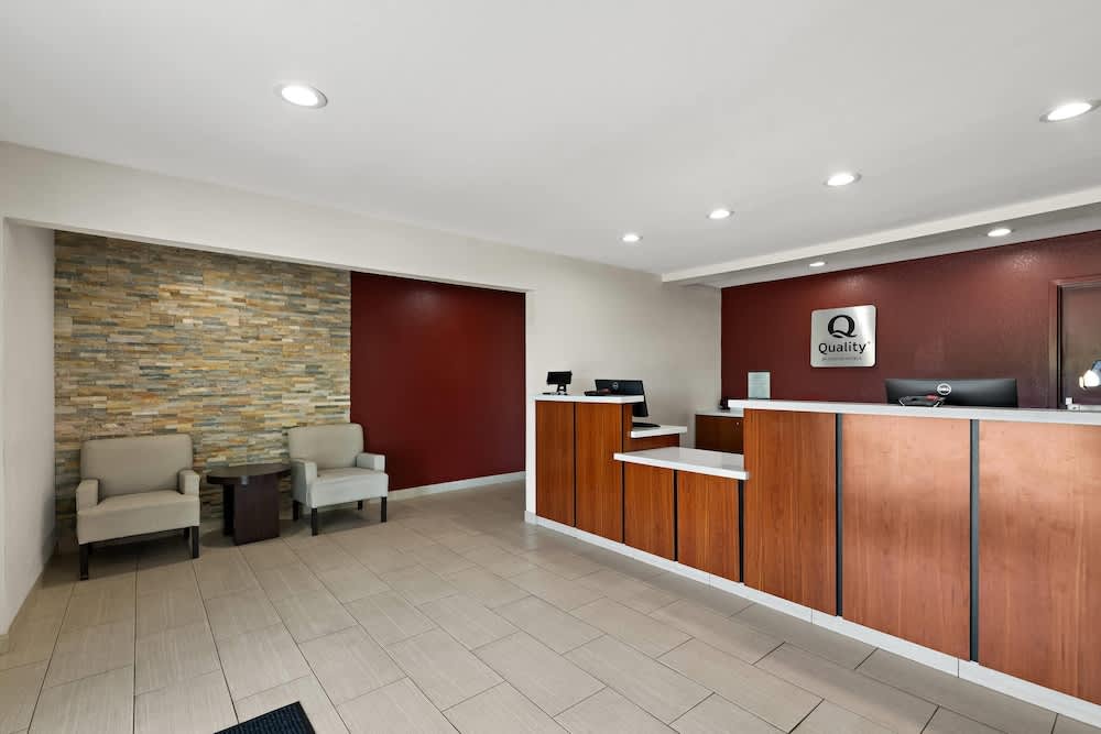 Quality Suites Wildwood - The Villages 2