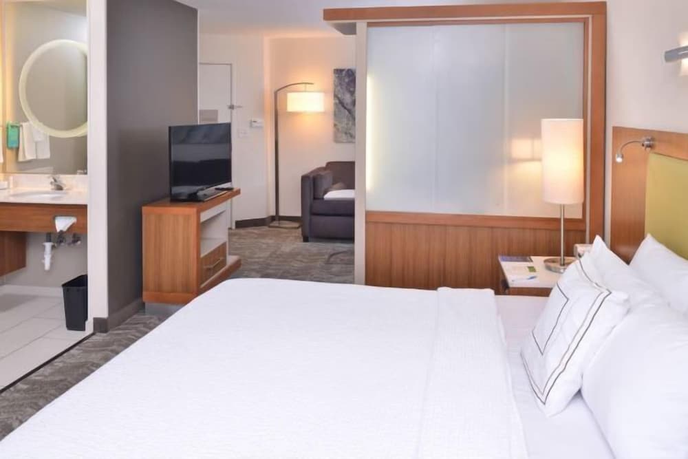 SpringHill Suites Las Vegas Airport 2