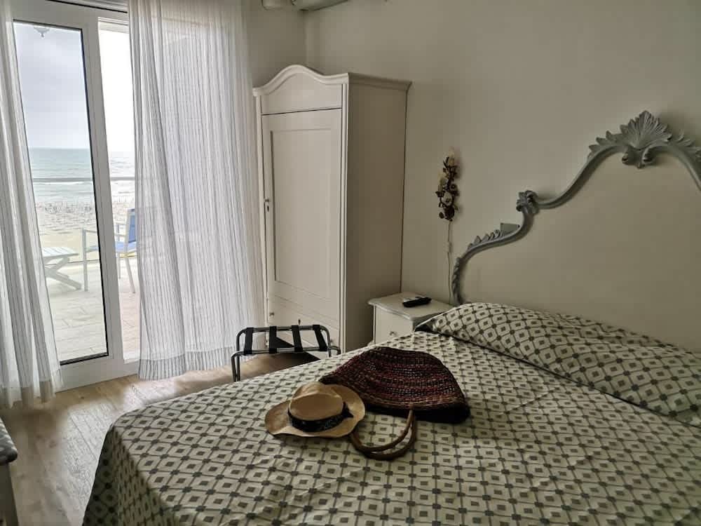 Hotel Tizian Beach 1