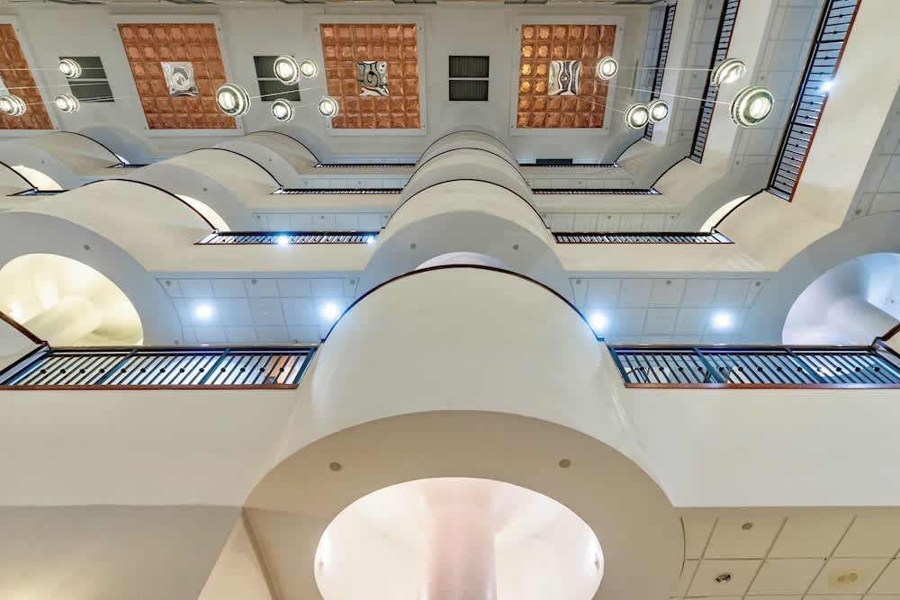Wyndham Garden Baronne Plaza 2
