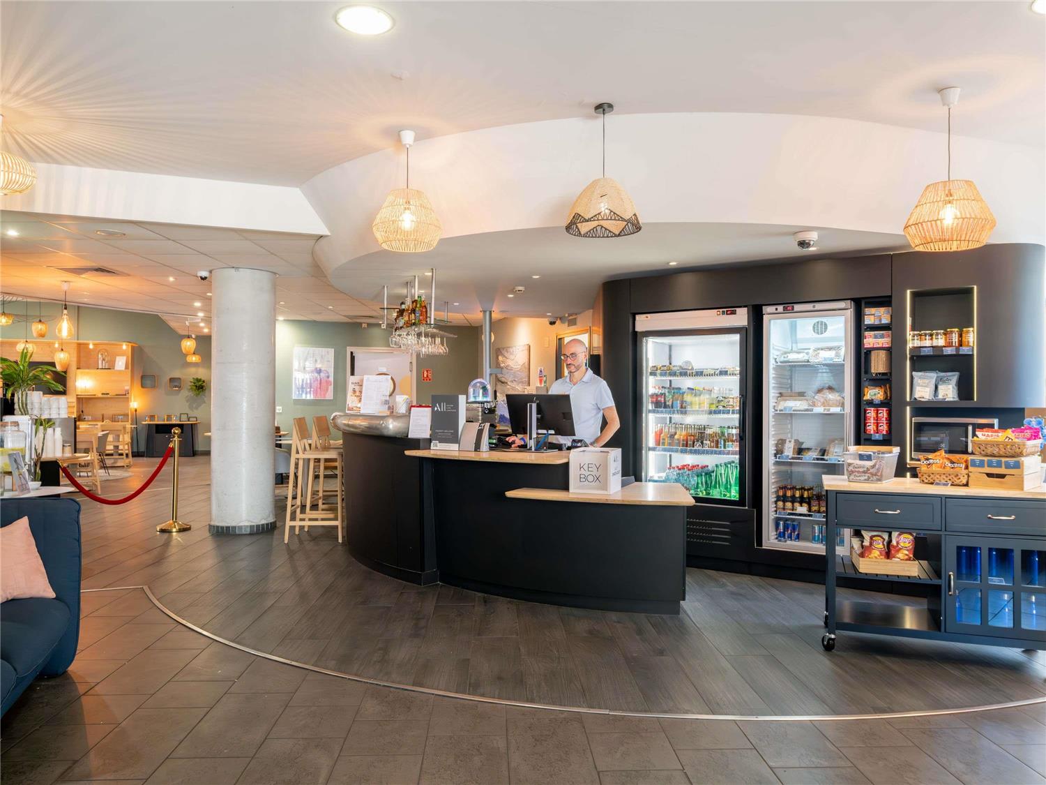 Novotel Suites Cannes Centre 2
