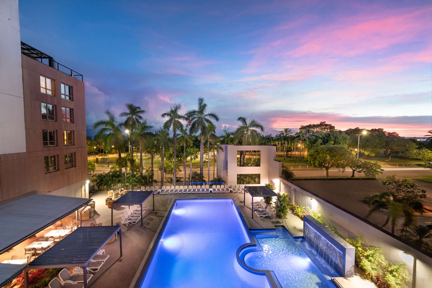 DoubleTree by Hilton Esplanade Darwin 1
