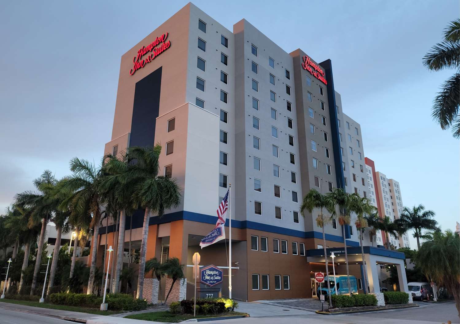 Hampton Inn & Suites - Miami-Airport South/Blue Lagoon 1