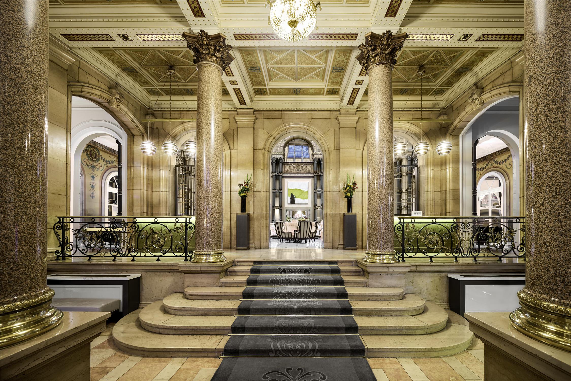 Hilton Paris Opera 1