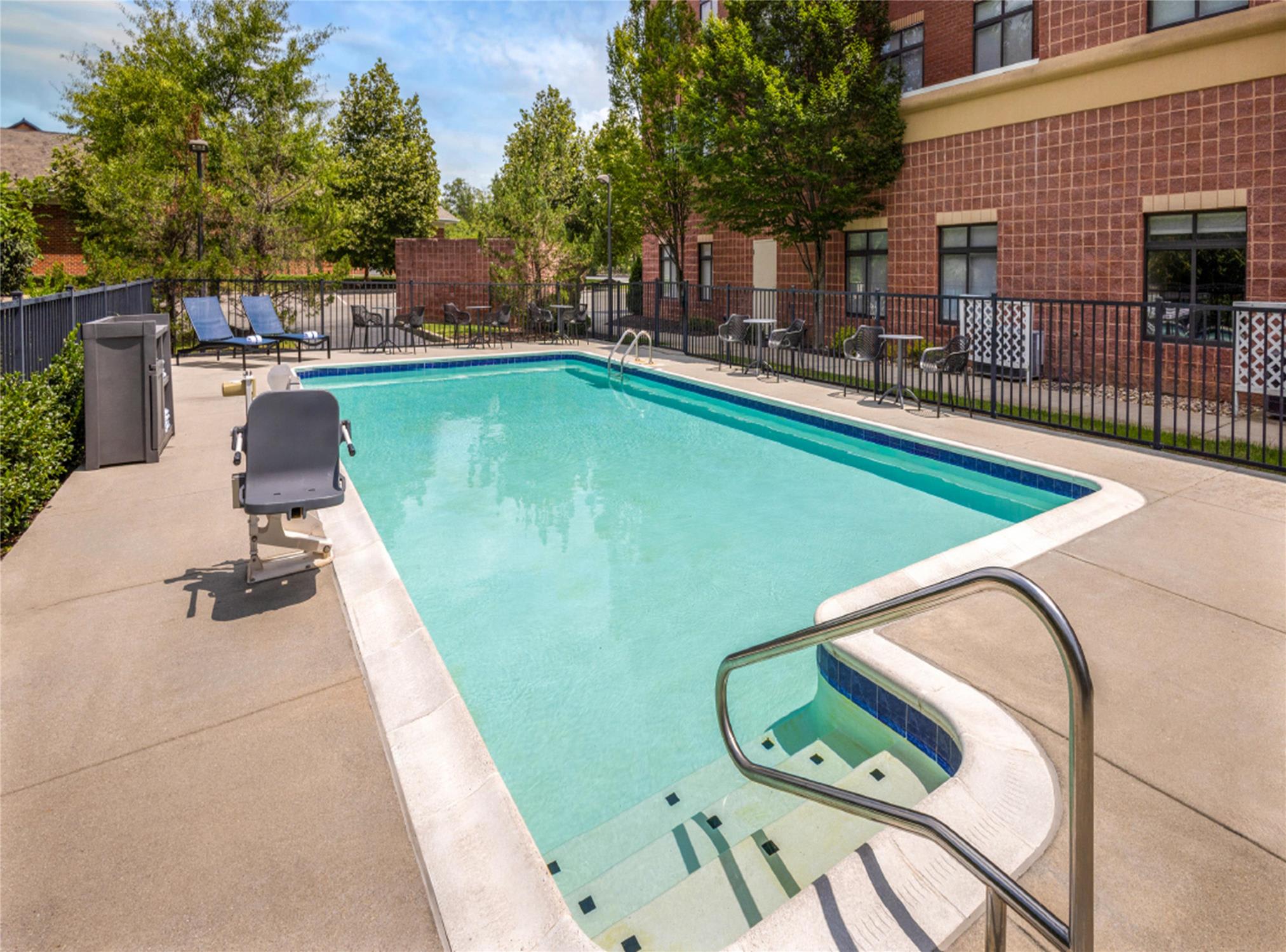 Hampton Inn & Suites Richmond/Glenside 2