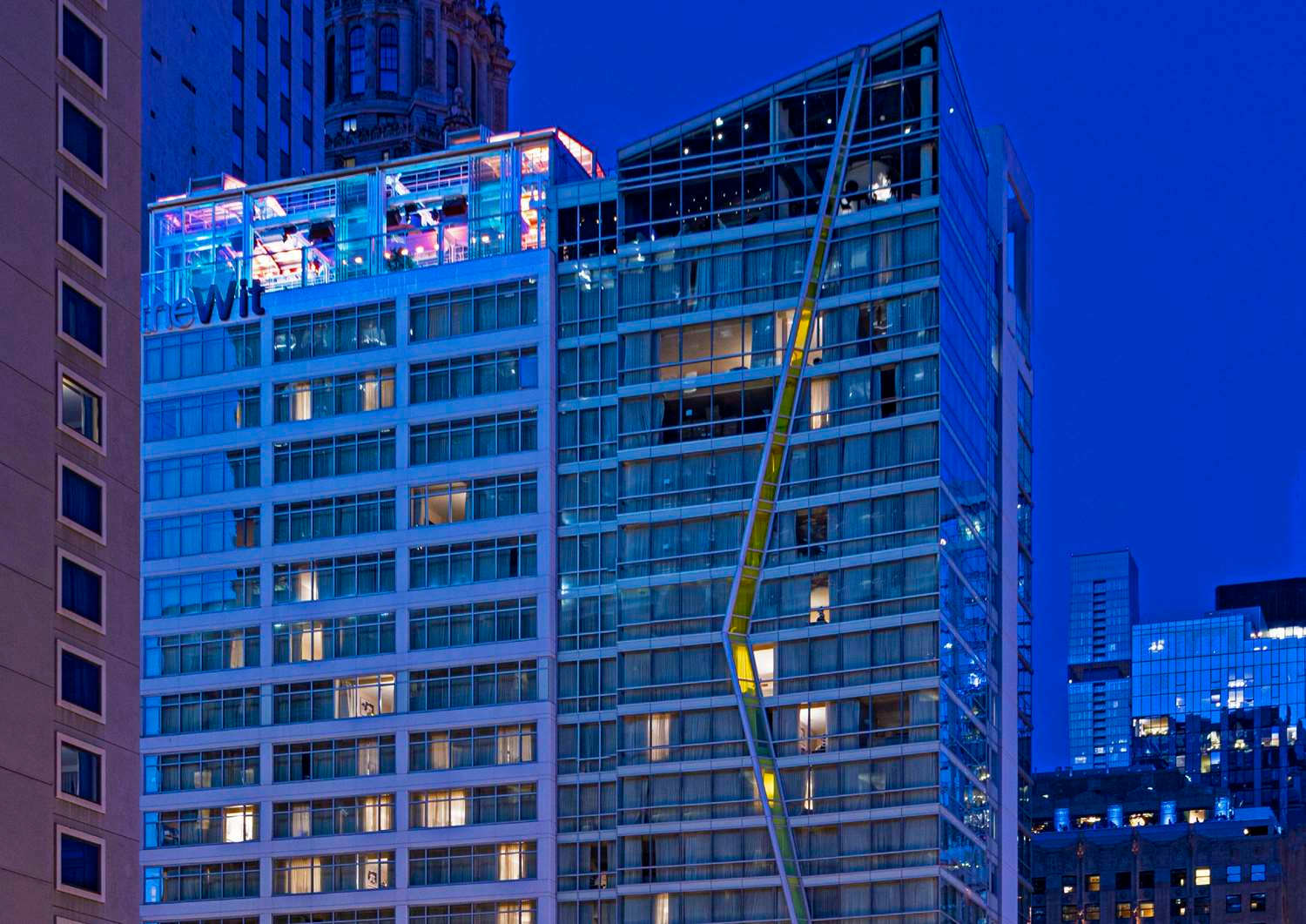 theWit Chicago, a Hilton Hotel 1