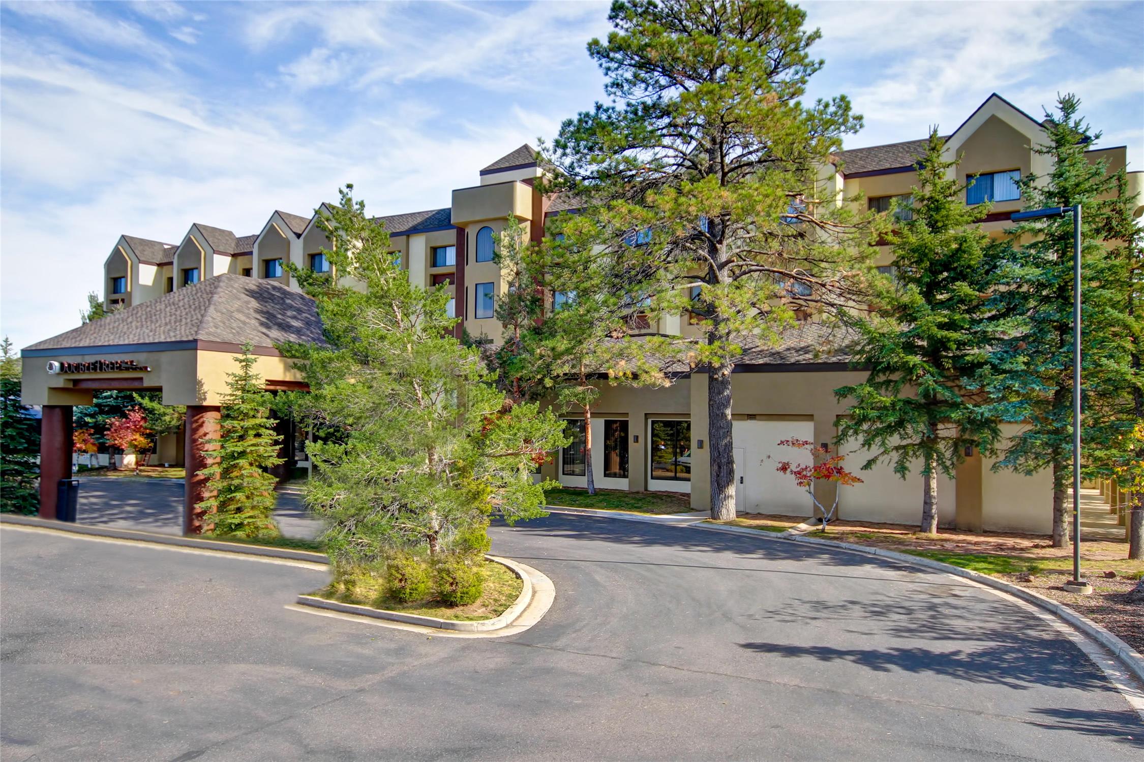 DoubleTree by Hilton Flagstaff 2
